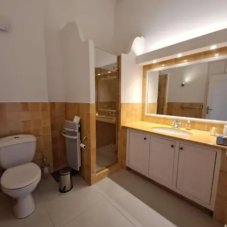 Marcogevi - Superbe Duplex Avec Vue Et Saint-tropez * Cogolin