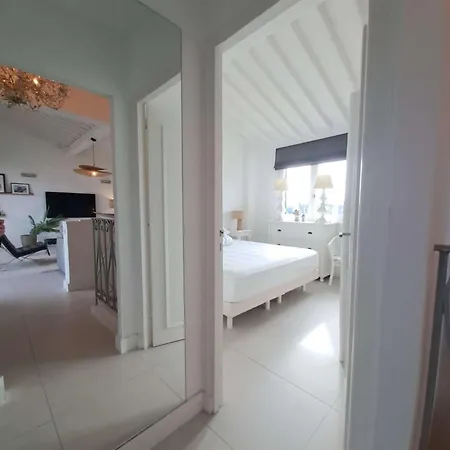 Marcogevi - Superbe Duplex Avec Vue Et Saint-tropez Appartement Cogolin