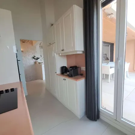 Marcogevi - Superbe Duplex Avec Vue Et Saint-tropez