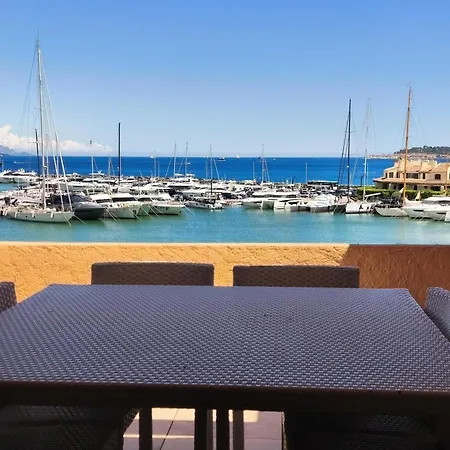 Marcogevi - Superbe Duplex Avec Vue Et Saint-tropez Appartement Cogolin